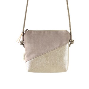 Umhängetasche "FINJA" / Festivaltasche, Crossbody Tasche, Schultertasche, Handtasche, Tasche klein / Vegan, Kunstleder, Taupe, Altsilber