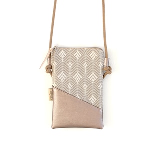 Handytasche zum Umhängen "IDA" / Handytasche mit Kordel, Umhängetasche Handy, Crossbody Handytasche / Vegan, Kunstleder, Flieder, Beige