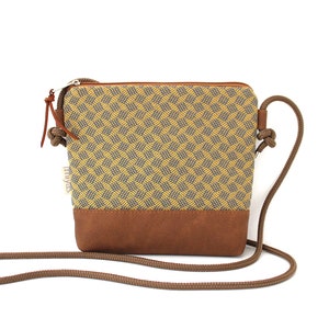 Umhängetasche "NICOLE" / Festivaltasche, Crossbody Tasche, Umhängetasche klein, Schultertasche / Vegan, Kunstleder, Braun, Gelb, Blau