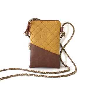 Handytasche zum Umhängen "MARBEL" / Handytasche mit Kordel, Umhängetasche Handy, Crossbody Handytasche / Vegan, Kunstleder, Gelb, Braun