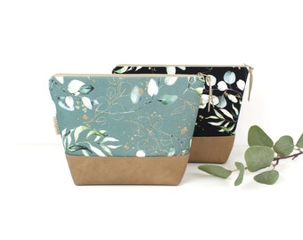 Toiletry bag "MIMI" / toiletry bag, wash bag, cosmetic bag, make-up bag / vegan, imitation leather, camel, leaves, oilcloth inside