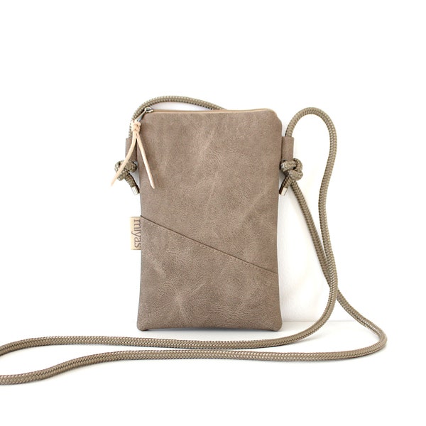 Handytasche zum Umhängen "TORY" / Handytasche mit Kordel, Umhängetasche, Crossbody Handytasche, Festivaltasche/Vegan,Kunstleder, Taupe