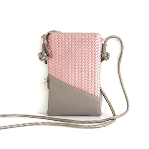 Handytasche zum Umhängen "KERSY" / Handytasche mit Kordel, Umhängetasche Handy, Crossbody Handytasch / Vegan, Kunstleder, Rose, Taupe
