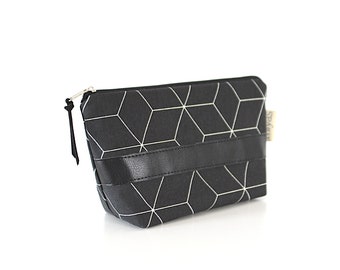 Make-up bag "CARLA" / cosmetic bag, bag, makeup bag, necessaire/vegan, faux leather black , wax cloth inside, cube pattern