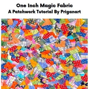 Może przedstawiać: Zbliżenie na patchworkową tkaninę wykonaną z kolorowych skrawków materiału. Tkanina składa się z małych kwadratów i prostokątów w różnych kolorach i wzorach, w tym czerwonego, niebieskiego, zielonego, żółtego, pomarańczowego i białego. Tkanina jest ułożona w losowy wzór, tworząc wizualnie interesującą i fakturowaną powierzchnię.