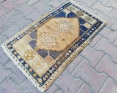 Small rug,vintage turkish small rug,door mat rug,persian small rug,vintage turkish rug,decorative rug,oushak small rug,home decor rug,rug
