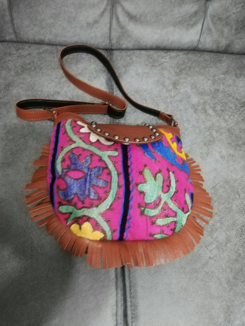 Vintage round bag,round bag,crossbody purse,leather bag,vintage carpet bag,kilim bag,shoulder bag,Vintage handbag,turkish kilim bag,purse