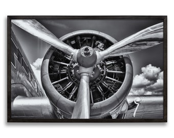 Wall Art Canvas Picture Print Vintage Airplane Engine Propeller Close-up 3.2 Wall Art Canvas Picture Print Vintage Airplane Engine Propeller Close-up 3.2