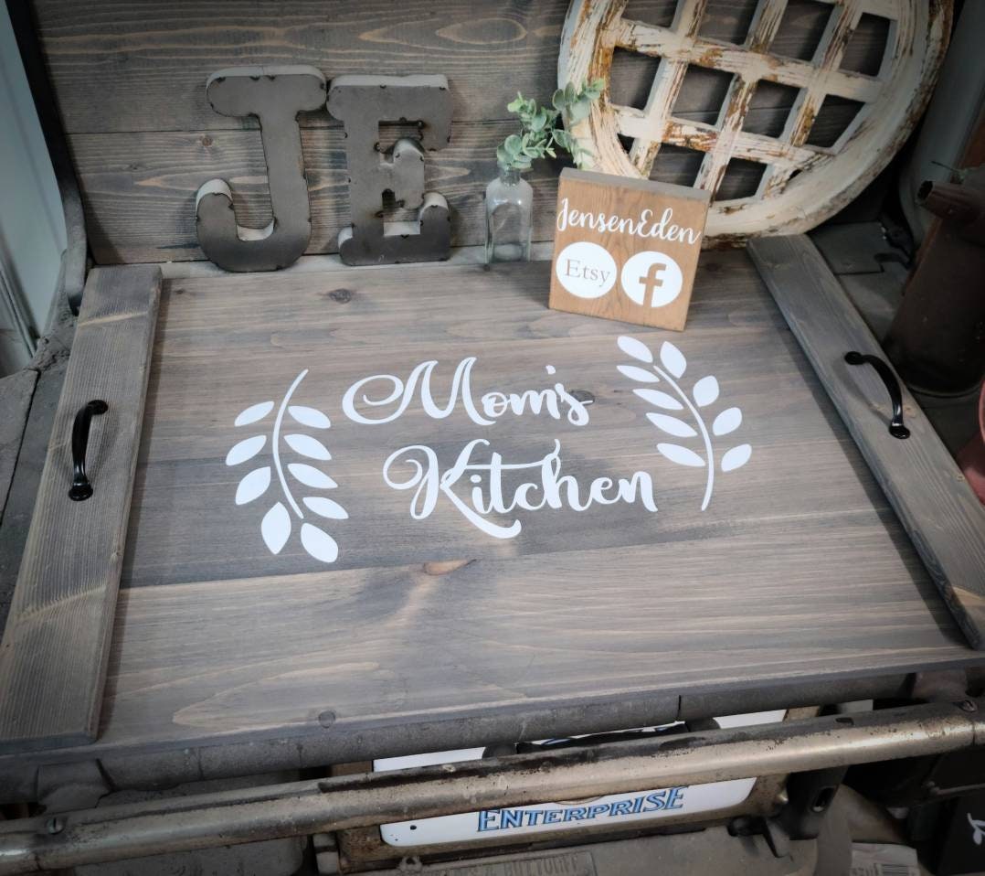 Grandma’s Kitchen-Noodle Board — Doorstep Décor