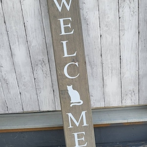 Farmhouse Cat Welcome Sign - Cat Decor, Pawprint Wooden Rustic Decor, Front Door Porch Entryway Vertical Sign - Asst Colors
