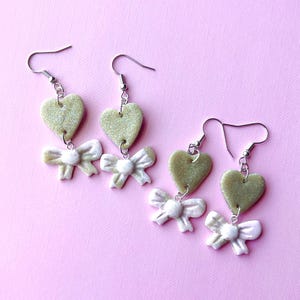 Gold Glitter Heart and Marbled Pink Bow Earrings | Gold Bow and Earrings | Gold Glitter Earrings | Polymer Clay Earrings | Clay Earrings