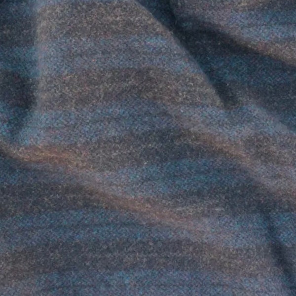 Black and Blue 100% Wool Fat Quarter