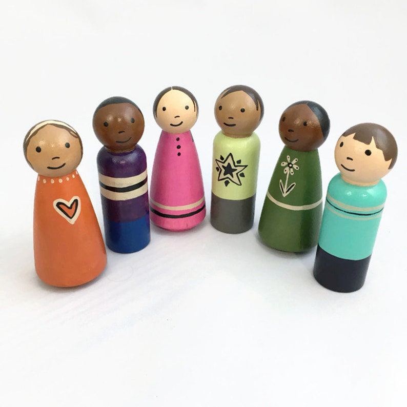 dollhouse doll set