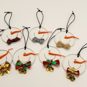 Small Snowman Ornament, Christmas Ornament, Snowman Lids, Christmas Tree Ornaments, Upcycled Ornaments, Jar Lids, Can Lids