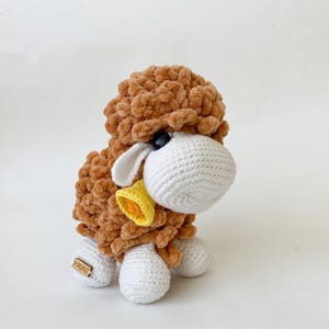 Lamb Crochet Pattern – Cute Sheep Plushie PDF – Amigurumi Animal Pattern for Beginners – Farm Toy – Instant Download