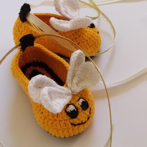 Baby booties Bee Girl crochet ballerinas German baby shoes image 8