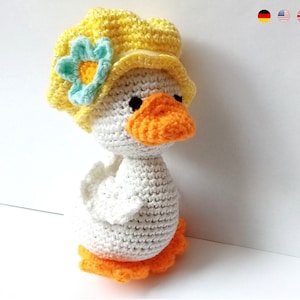 Crochet Duck * Pdf file pattern * Duckling amigurumi toy