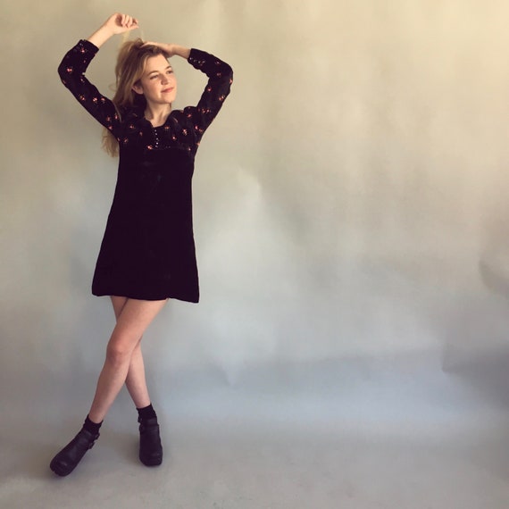 Vintage Velour Dress /80s 70s Floral Lolita Folk D