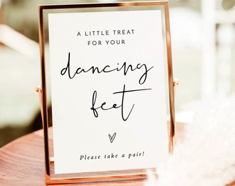 Flip Flop Sign | Minimalist Wedding Dancing Feet Sign | A Little Treat for your Dancing Feet | Modern Wedding Sign | M4