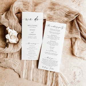 Puede incluir: Un programa de ceremonia de boda con un diseño simple en blanco y negro. El programa incluye los nombres de la novia y el novio, Avery y Jordan, la fecha de la boda y los nombres de los miembros de la fiesta de bodas. El programa también incluye una lista de los eventos de la ceremonia.