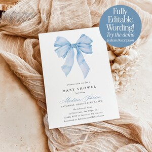 Może przedstawiać: Zaproszenie na baby shower z akwarelową niebieską kokardą. Zaproszenie zawiera szczeg&oacute;ły wydarzenia: "Baby Shower ku czci Madison Johnson, sobota, 22 sierpnia o 13:00". Widoczny jest r&oacute;wnież tekst "Fully Editable Wording! Try the demo in Item Description".