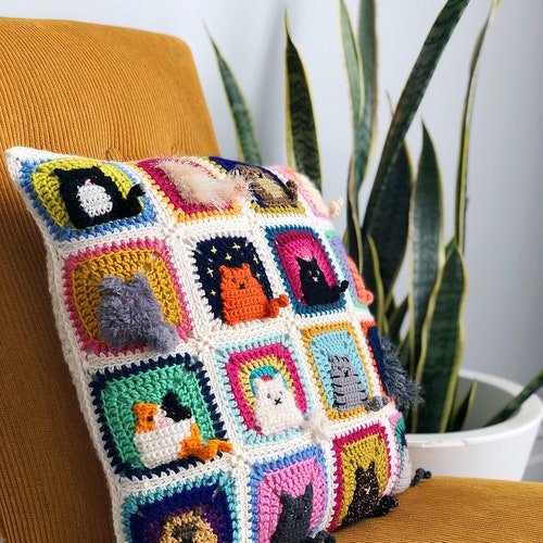 Many Cats Square - ENGLISH - Crochet Pattern PDF - Granny Square Afghan Block