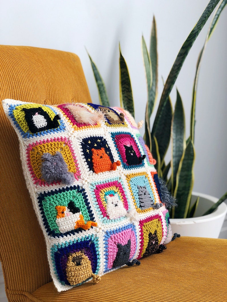 Many Cats Square - ENGLISH - Crochet Pattern PDF - Granny Square Afghan Block 