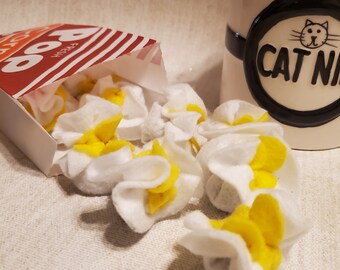Catnip popcorn, Popcorn, catnip, 6pc catnip popcorn
