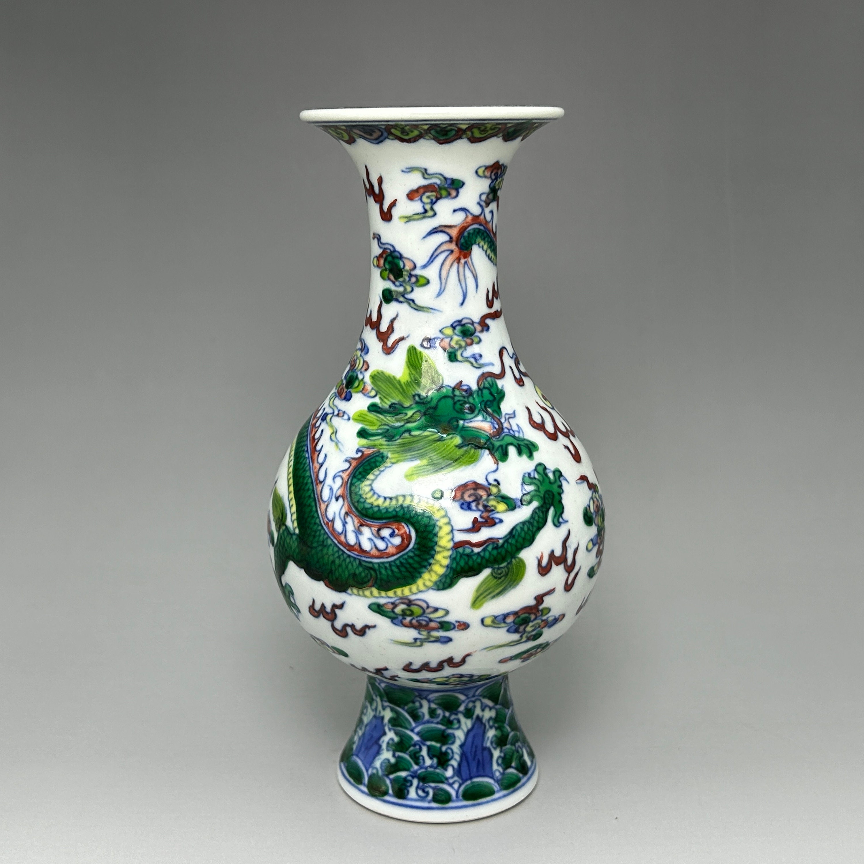 装飾的な陶磁器花瓶 Amazon.co.jp: USHOBE 陶器 花瓶 青 白 磁器 花瓶 中華風