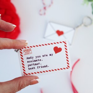 Carta de amor personalizada Llavero de San Valentín / Carta de San Valentín de mensaje especial / Tarjeta de San Valentín alternativa / Llavero de amor personalizado