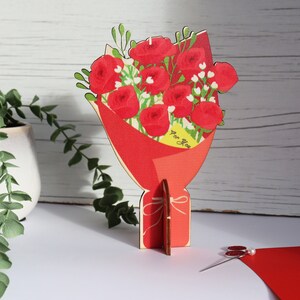Tarjeta de recuerdo de madera desplegable para San Valentín / Ideas para regalos de San Valentín con rosas / Ramo de rosas / Tarjeta de San Valentín en 3D / Tarjeta de madera