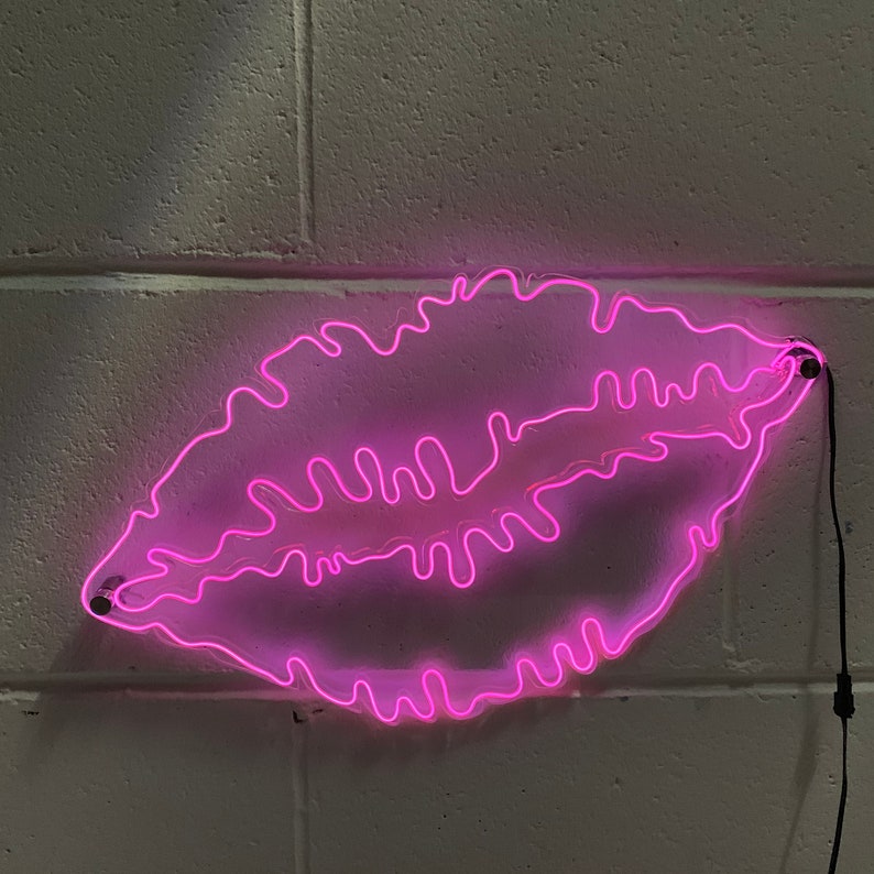 Neon sign lips beauty pink neon sign battery operated