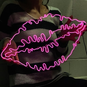 Neon sign lips beauty pink neon sign battery operated