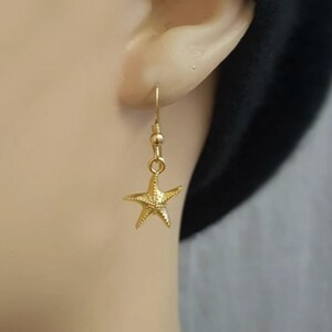 Starfish Earrings, Gold Tiny Star Fish Charm, Beach Pendant, Small Starfish, Ocean Jewelry, Dangle Earrings, Dainty Earrings, Gift for Her