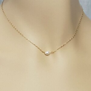 Single Pearl Necklace – Dainty Gold or sterling silver Chain with White Freshwater Pearl Charm, Minimalist Delicate Jewelry,  Gift for Her