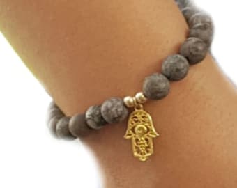 Bracciale Hamsa con perline di diaspro naturale • Ciondolo in oro con occhio maligno • Ciondolo con mano di Fatima • Bracciale con perline boho per donna • Spirituale