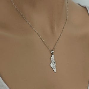 Israel Map Halskette, Heiliges Land Anhänger, Karte von Israel graviert Anhänger, Jüdische Israel Silber Frauen Halskette, Hebräisch Schmuck, Geschenk für Sie