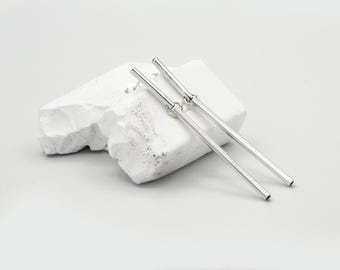 Lange Minimalist Silber Ohrringe: Eleganter zeitgenössischer Schmuck