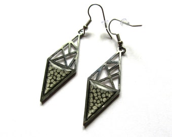 Geometric grey earrings