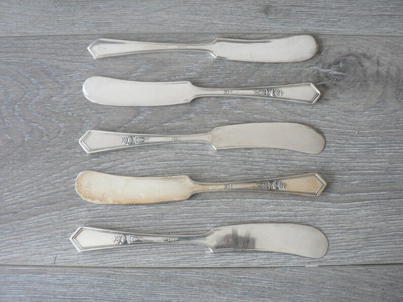 Art Deco Silver Spreaders Set of 5