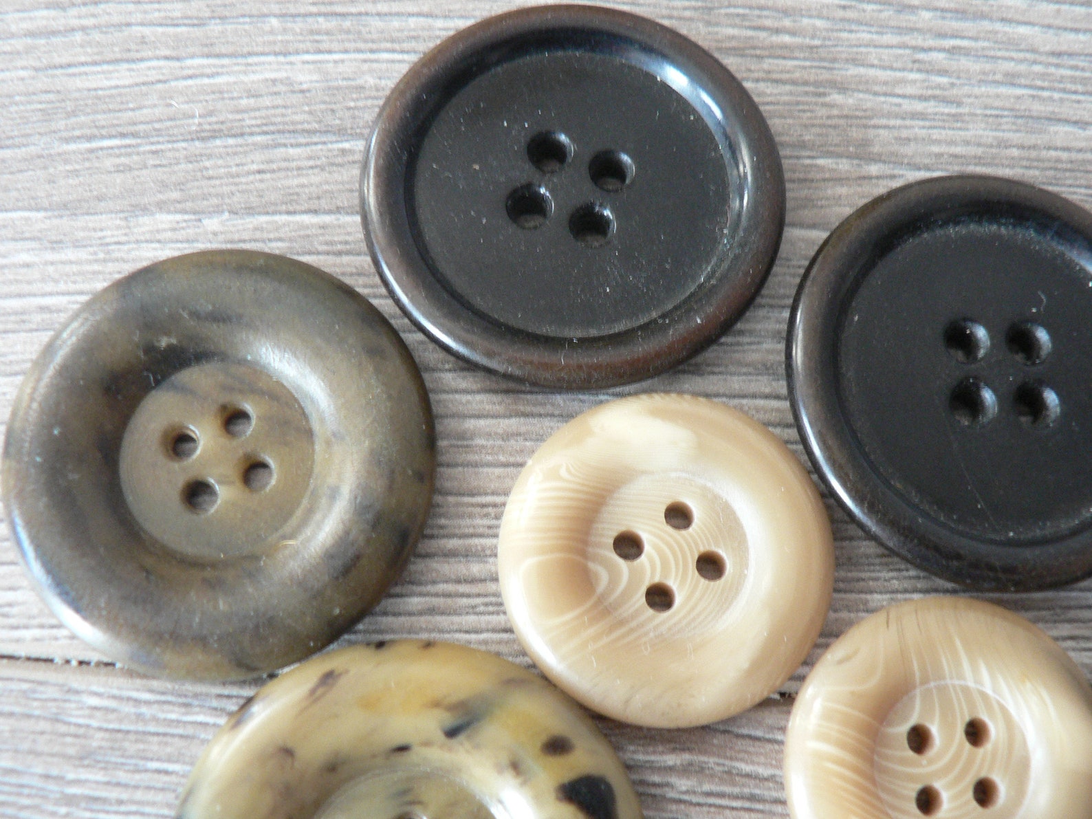 Mixed Set of Beige Tan and Brown Buttons 4 Hole - Etsy Ireland