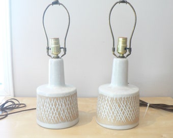 Pair MARTZ Matte White Glaze and Tan Incised Ceramic Table Lamps - Mid-Century Modern White Tan Ceramic Lamps - c. 1960's - Marshall Studios