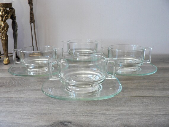 Mcm Joe Colombo Double Handled Glass Soup Bowls And Plates Set - Glass Soup Bowls Mcm Joe Colombo Double Handled Glass Soup Bowls And Plates Set - Glass Soup Bowls