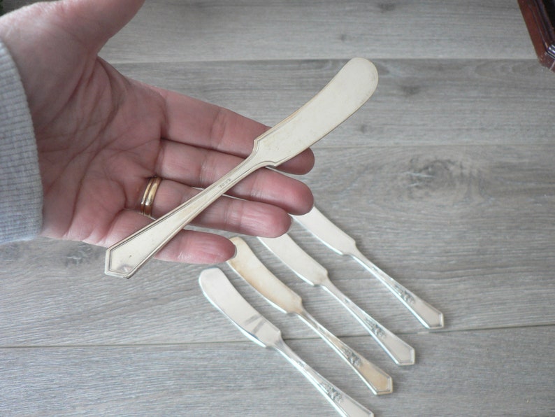Art Deco Silver Spreaders Set of 5