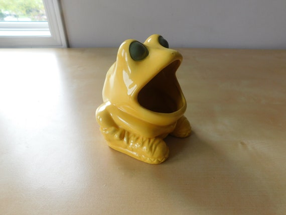 1970s? 80s Frog Sponge Holder With Sneakers ceramic open mouthed vintage
