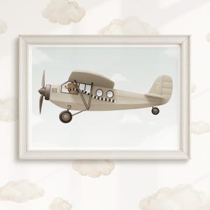 Beer piloot vliegtuig kwekerij print, vintage luchtvaart kunst aan de muur, baby boy room decor, grillige dierenvlieger poster, avontuur thema kinderkamer