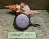 Griswold 3 Small Block Logo Early Handle Cast Iron Skillet P N 709B Circa 1939 to 1944 Vintage