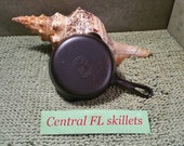 Griswold 3 Small Block Logo Late Handle Cast Iron Skillet P N 709K Circa 1944 To 1957 Vintage