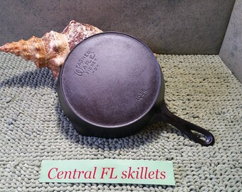 Wagner Ware #6 Stylized Logo Cast Iron Skillet with Outside Heat Ring P/N 1056 Circa 1924 Vintage