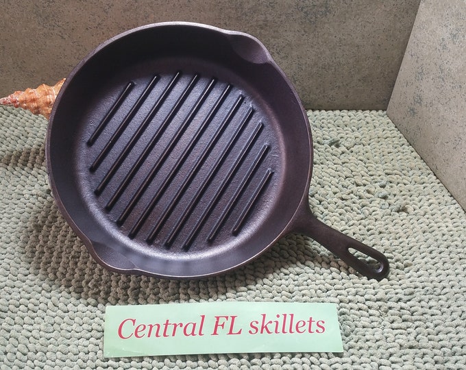 Unmarked Wagner Ware 9 Cast Iron Grill Skillet Circa 1960s Etsy